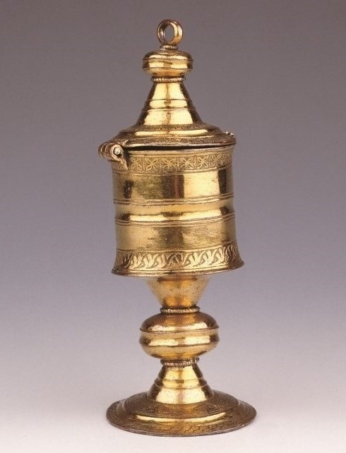 Pyx reliquary